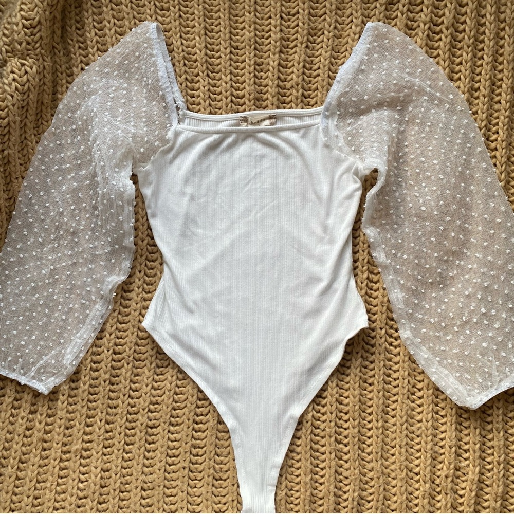 Altar'd State White Body Suit Size Small